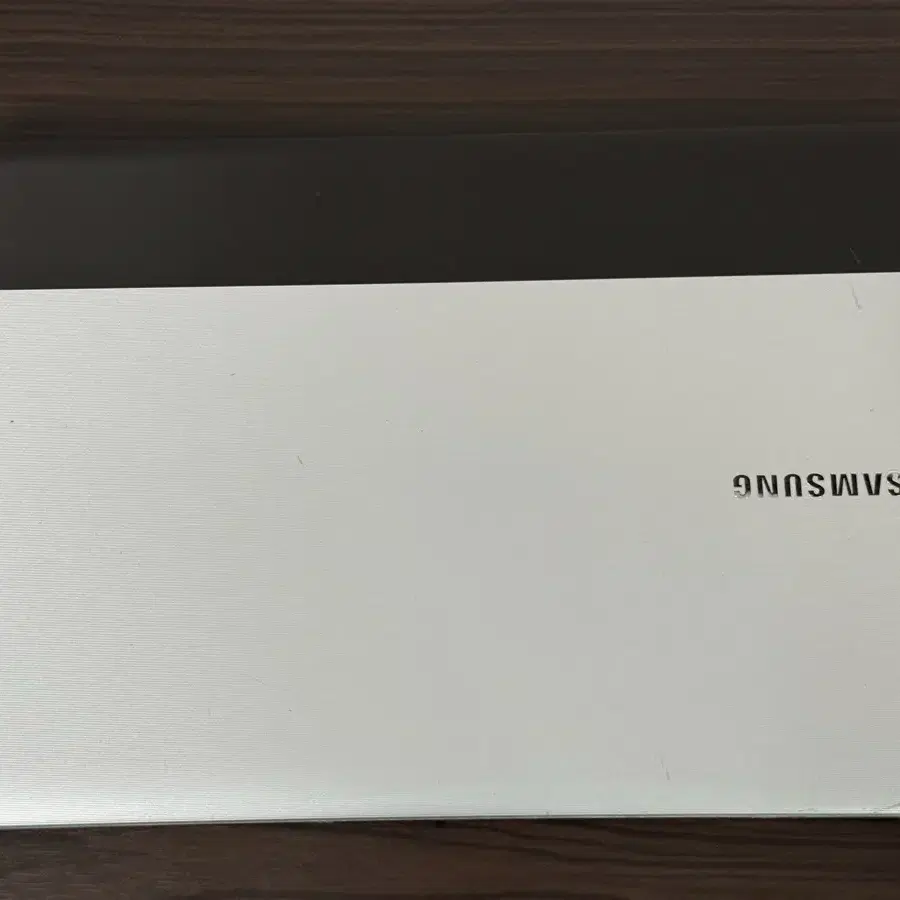 삼성 노트북 i5-8gb램 ssd120gb 작동 잘됩니다