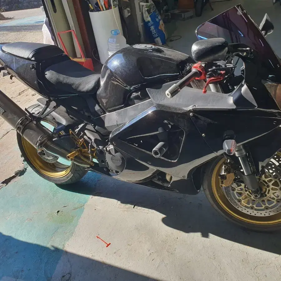 오토바이 CBR900RR  929cc  2002년식