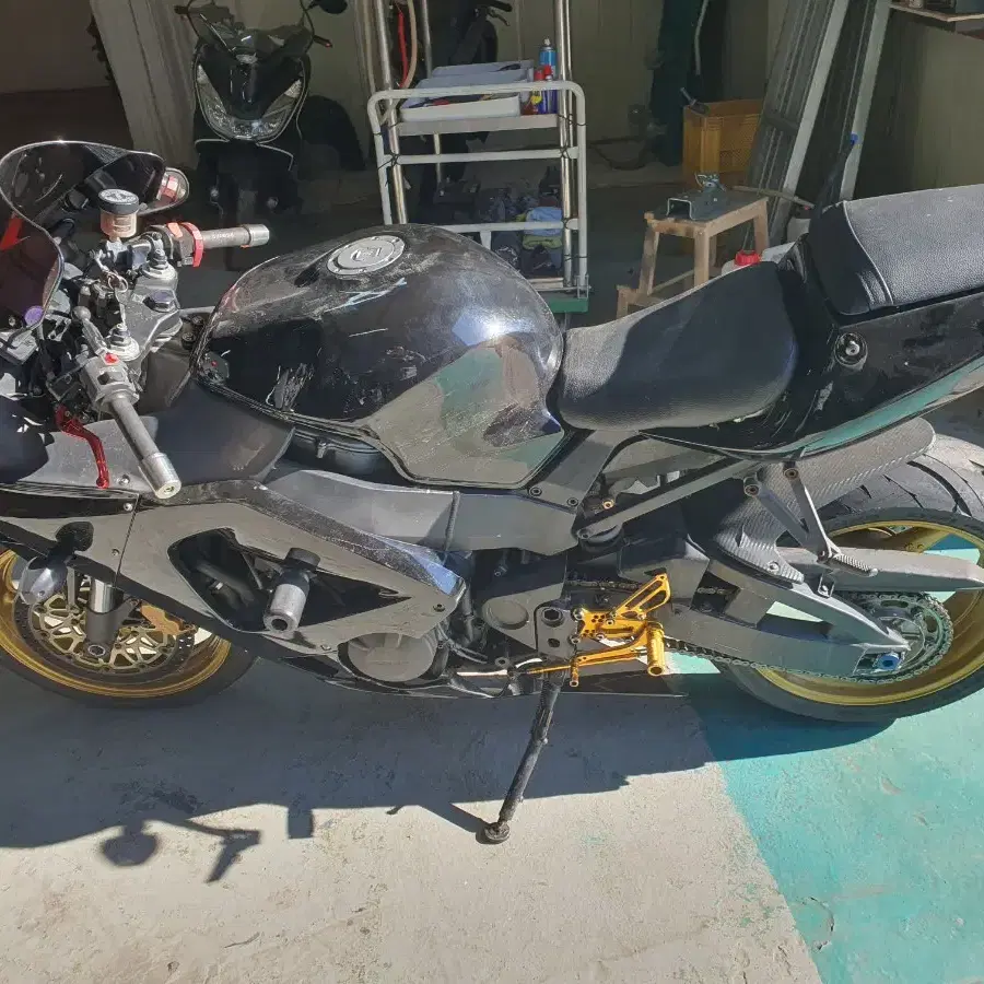 오토바이 CBR900RR  929cc  2002년식