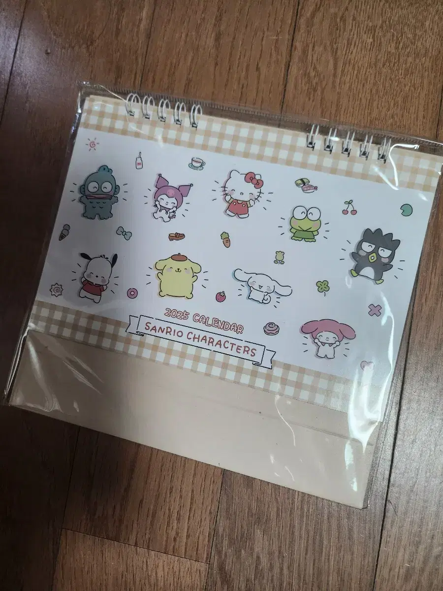 Sanrio 2025 Mini Desk Calendar.Calendar.Stationery