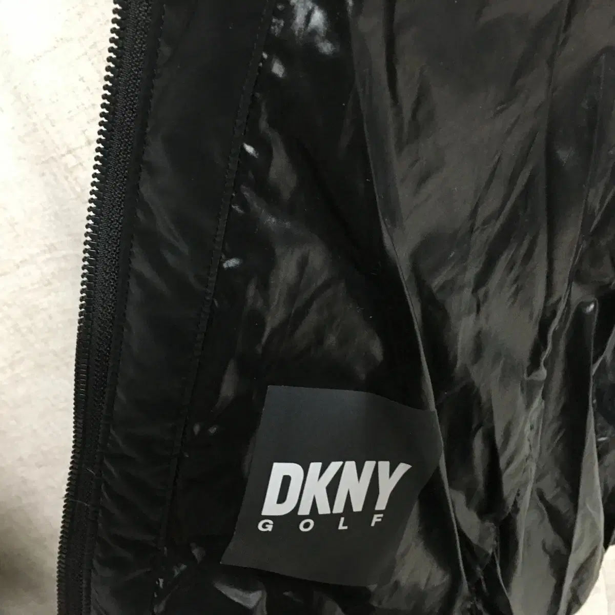 DKNY 골프 22FW 벨티드 구스 패딩 L