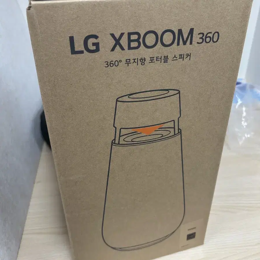 LG XBOOM 360 미개봉