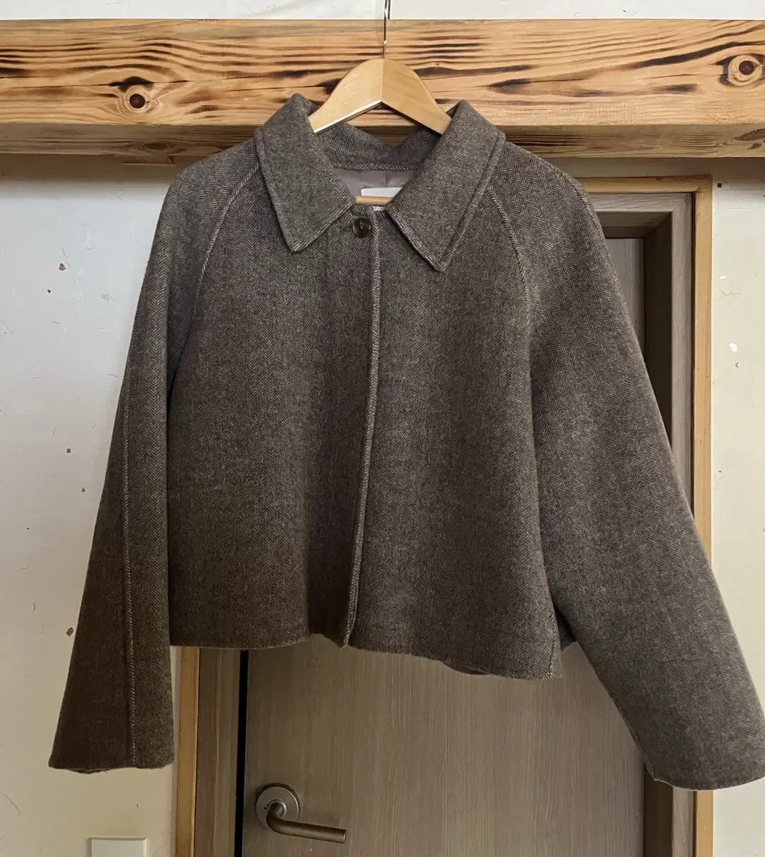 Handmade 100% wool cropped coat