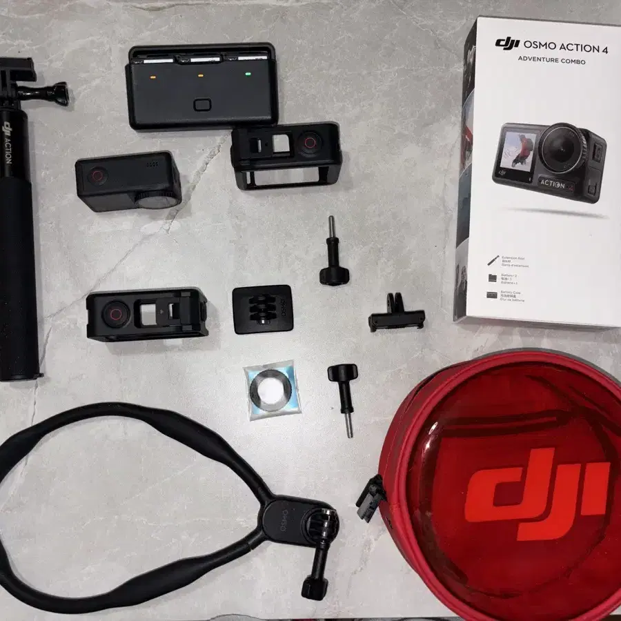 DJI Osmo Action 4 어드벤처 콤보+넥마운트+microSD카드