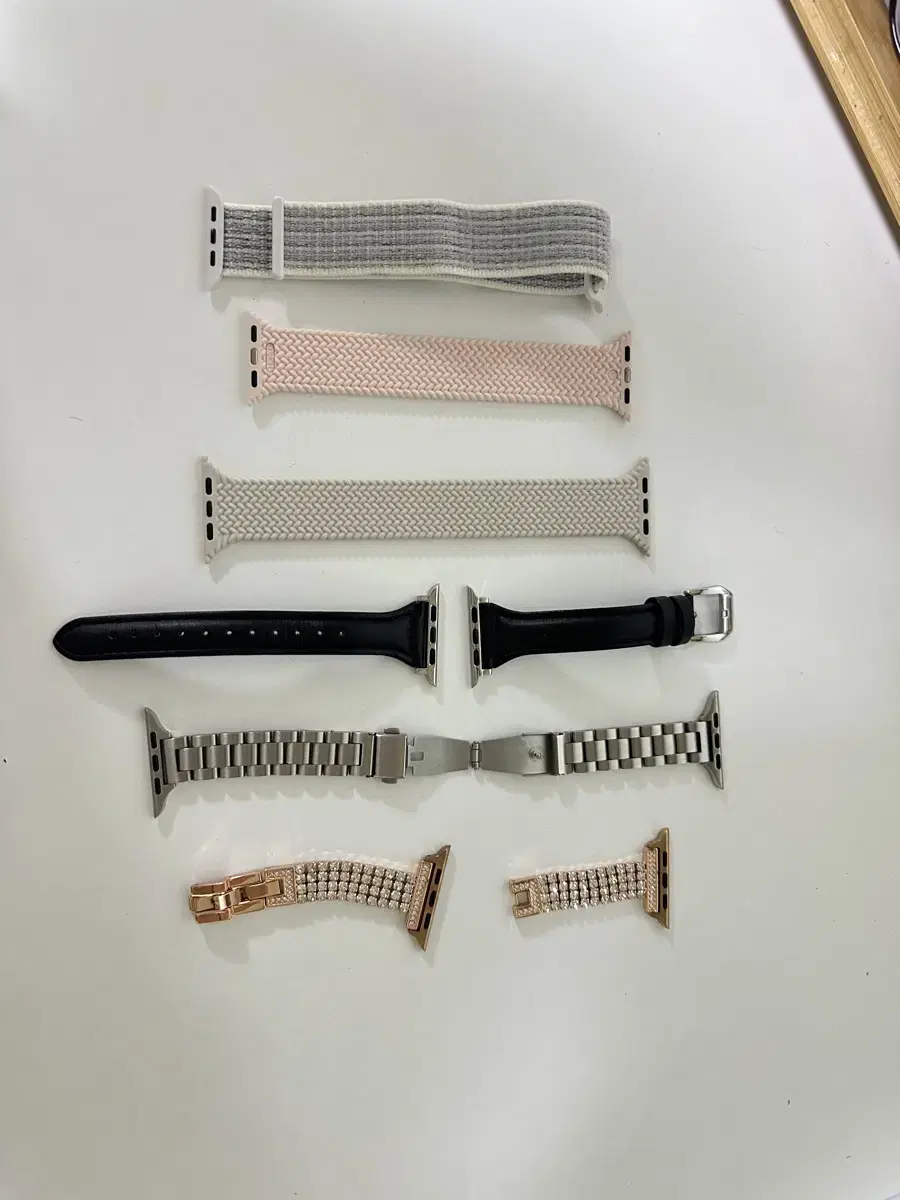 Apple Watch Strap (45mm) (Nearly New)