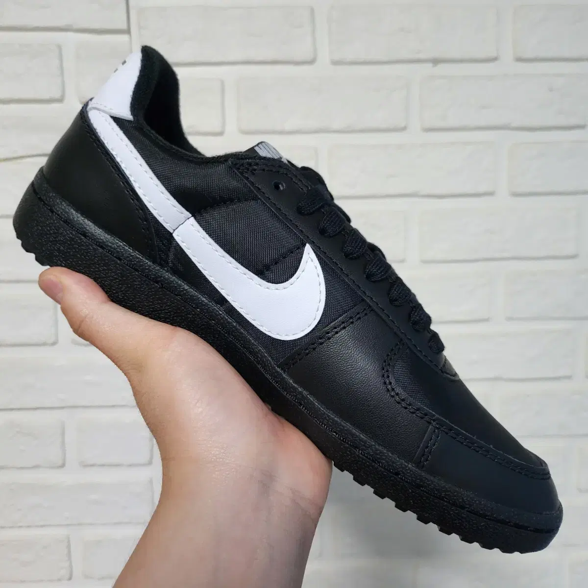 NIKE 나이키 필드 제너럴 82 SP 블랙 앤 화이트 255