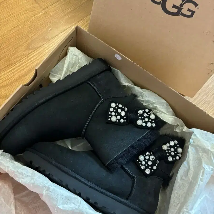 Ugg 어그 mini baily brilliant