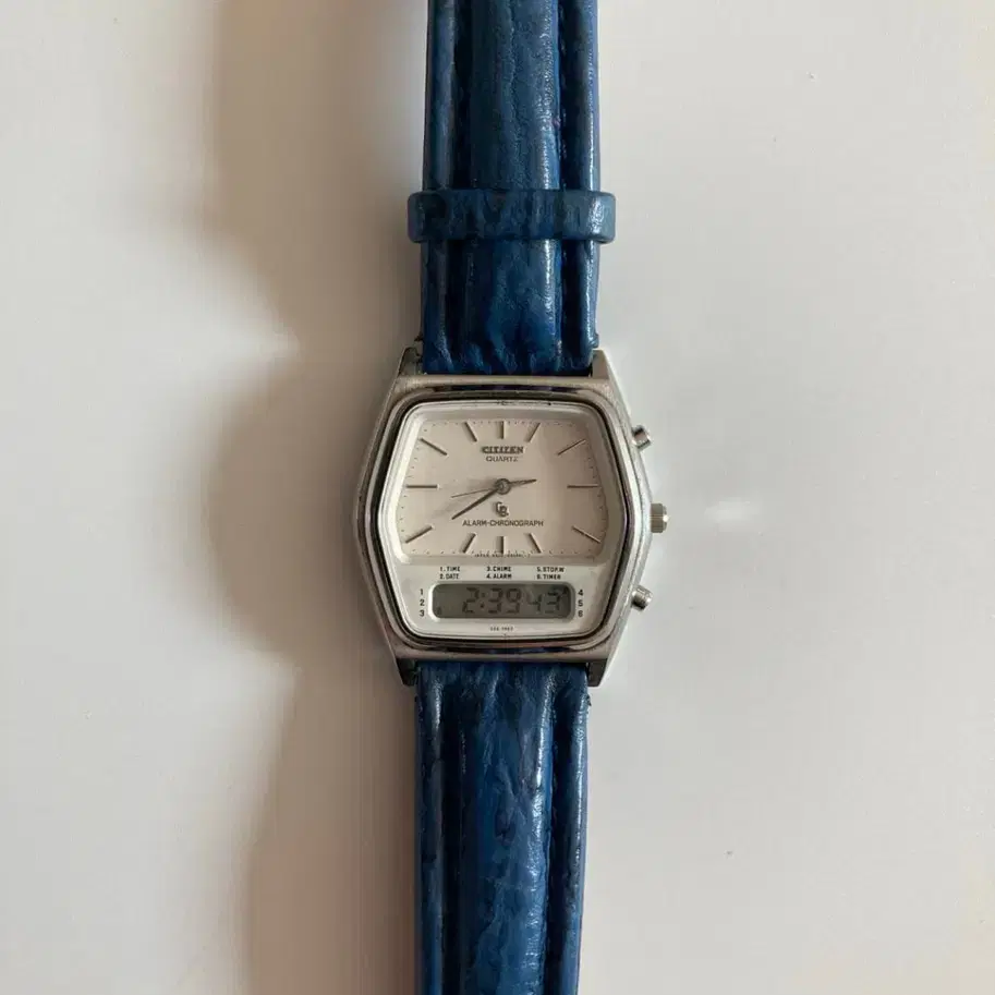 시티즌 70s analog/digital watch