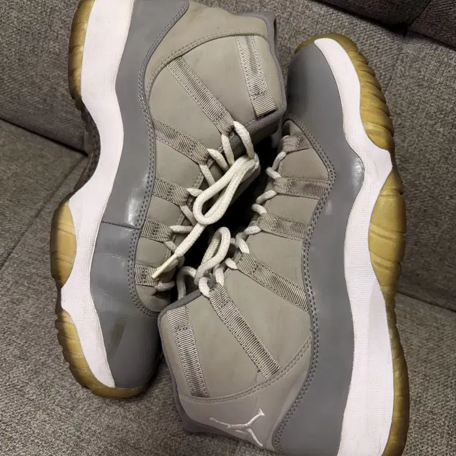 Jordan cool grey 조던 11 미드 쿨그레이