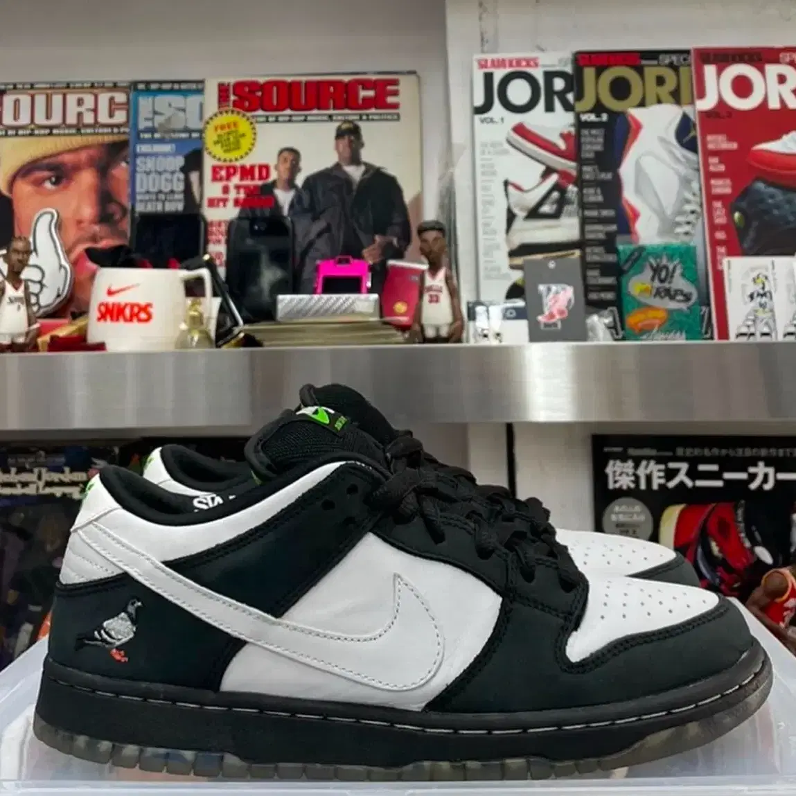 Nike x Staple SB Dunk Low Panda Pigeon