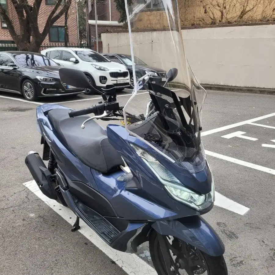 상태좋고 관리잘된 21년식 pcx125 판매합니다.