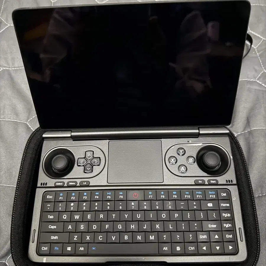 GPD Win mini 7840u 64G+2TB 팝니다