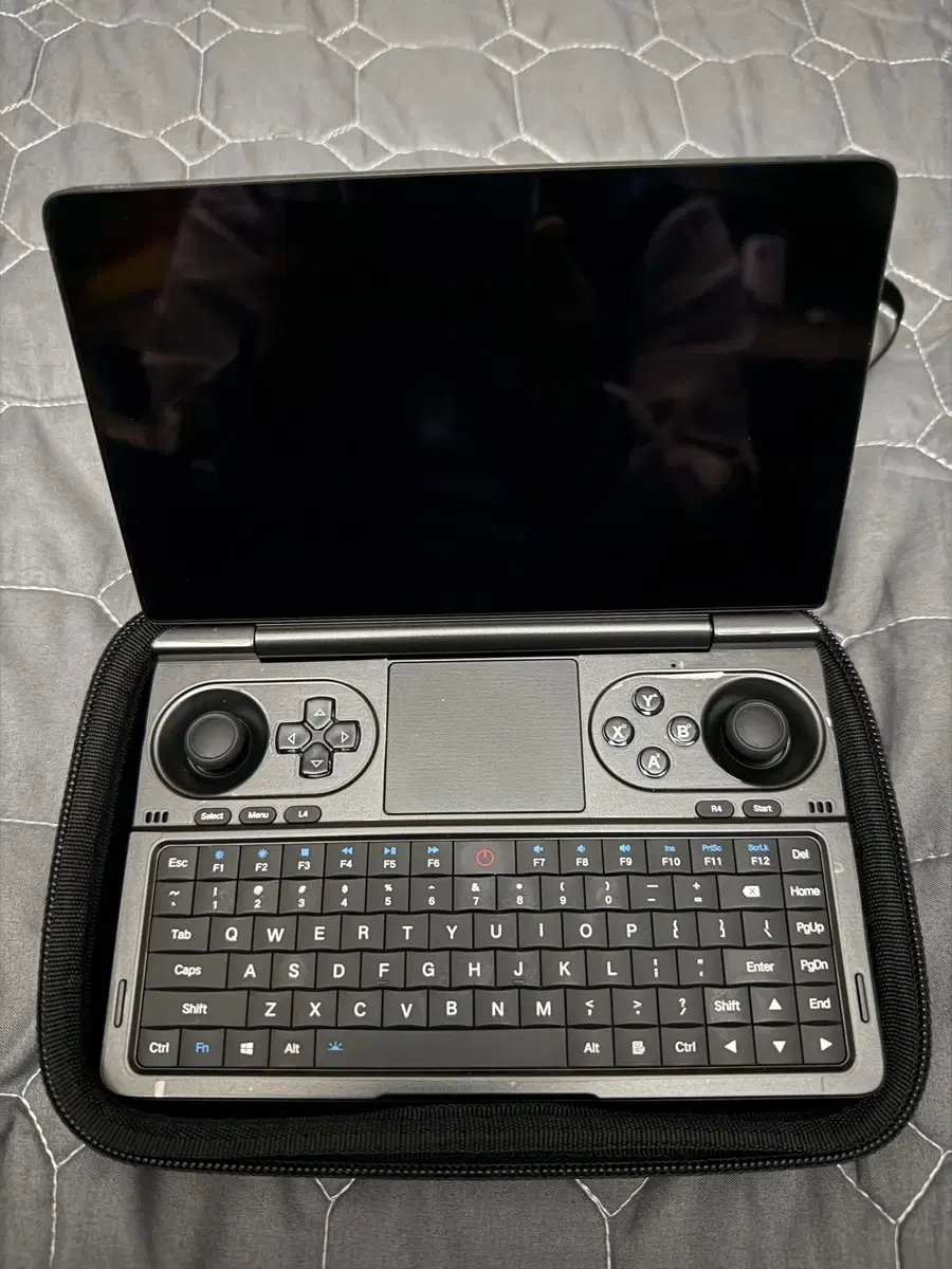 GPD Win mini 7840u 64G+2TB 팝니다