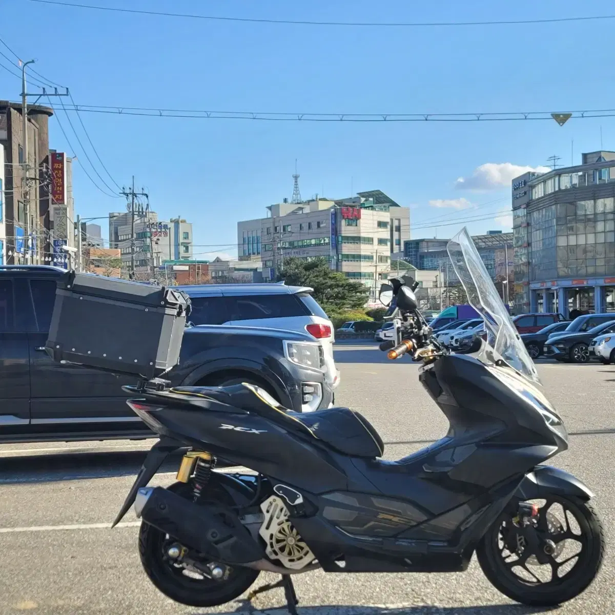 21년식 pcx125 튜닝차량 판매합니다