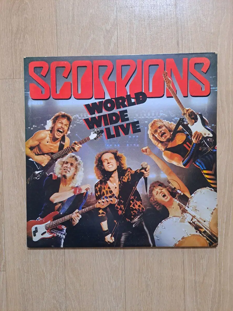 SCORPIONS WORLD WIDE LIVE