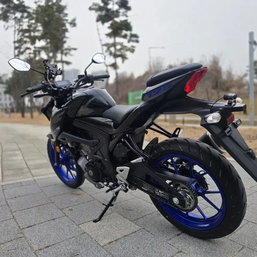 스즈키 sgx s125abs 2023년식 신차급 바이크 판매 합니다.