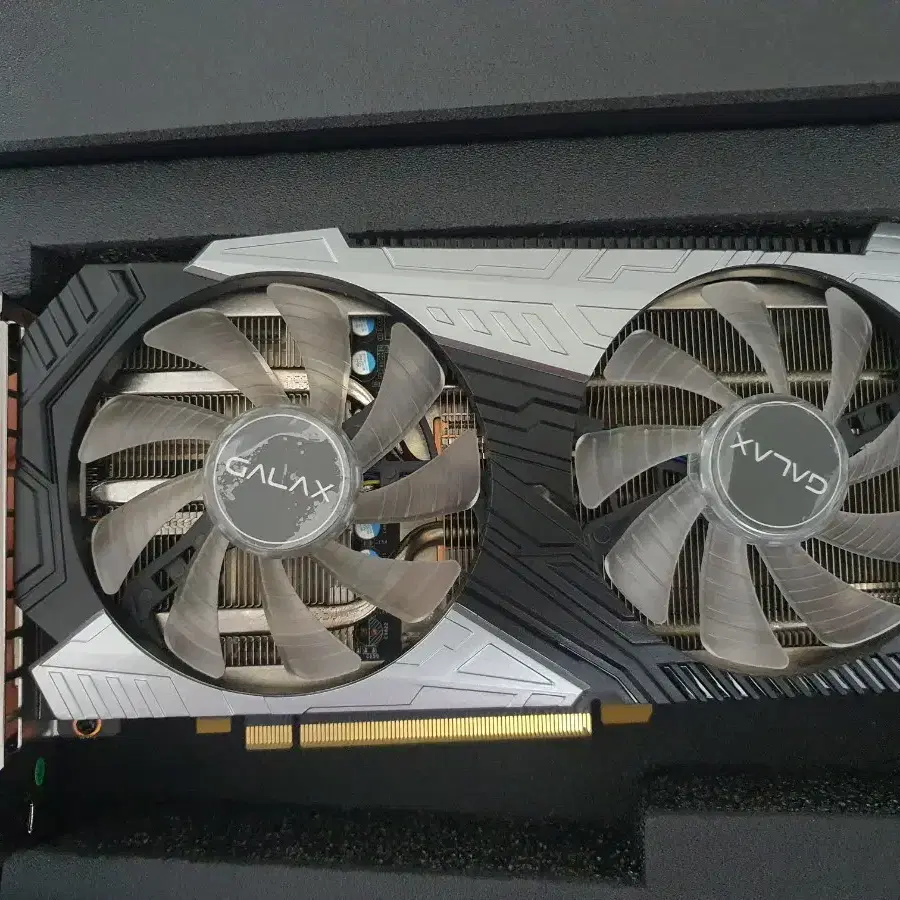 갤럭시 지포스 RTX 2060 SUPER D6 8GB 그래픽카드