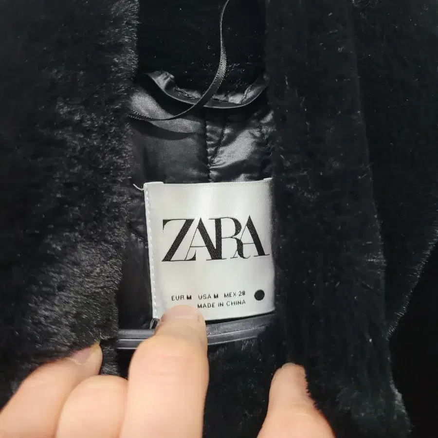 (새상품) ZARA 자라 양털 스트링 자켓  M사이즈