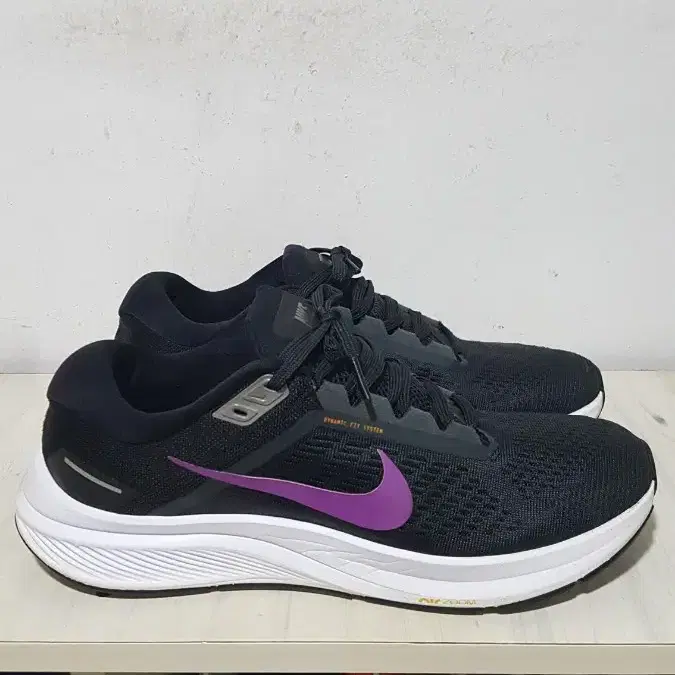 택포 270~275 A급 NIKE ZOOM-AIR 경량 왕쿠션 운동화!