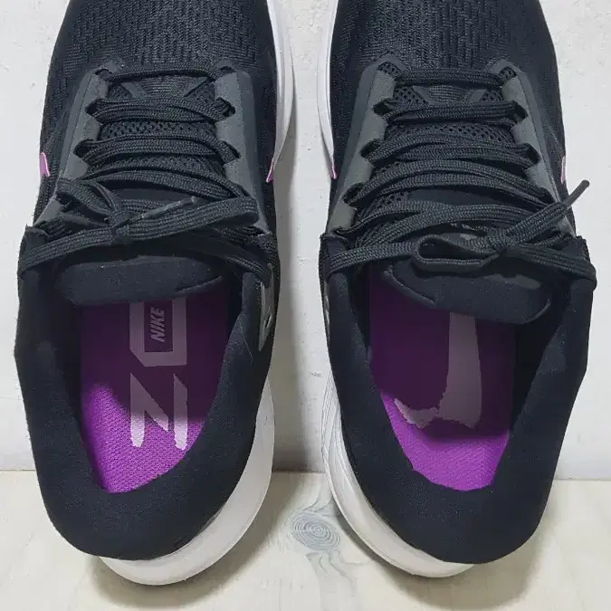 택포 270~275 A급 NIKE ZOOM-AIR 경량 왕쿠션 운동화!