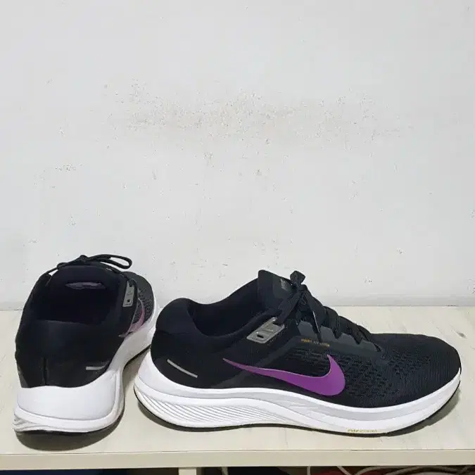 택포 270~275 A급 NIKE ZOOM-AIR 경량 왕쿠션 운동화!