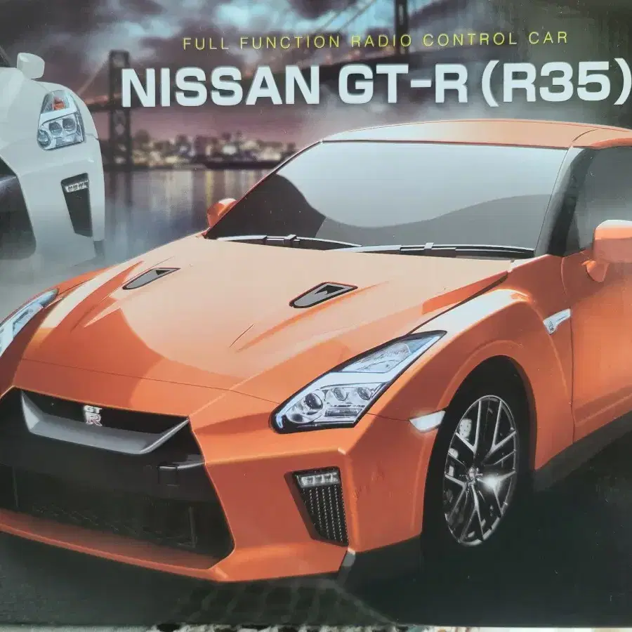 [미개봉]일본에서 사온 RC카 팔아요[닛산 GT-R (R35) 오렌지]