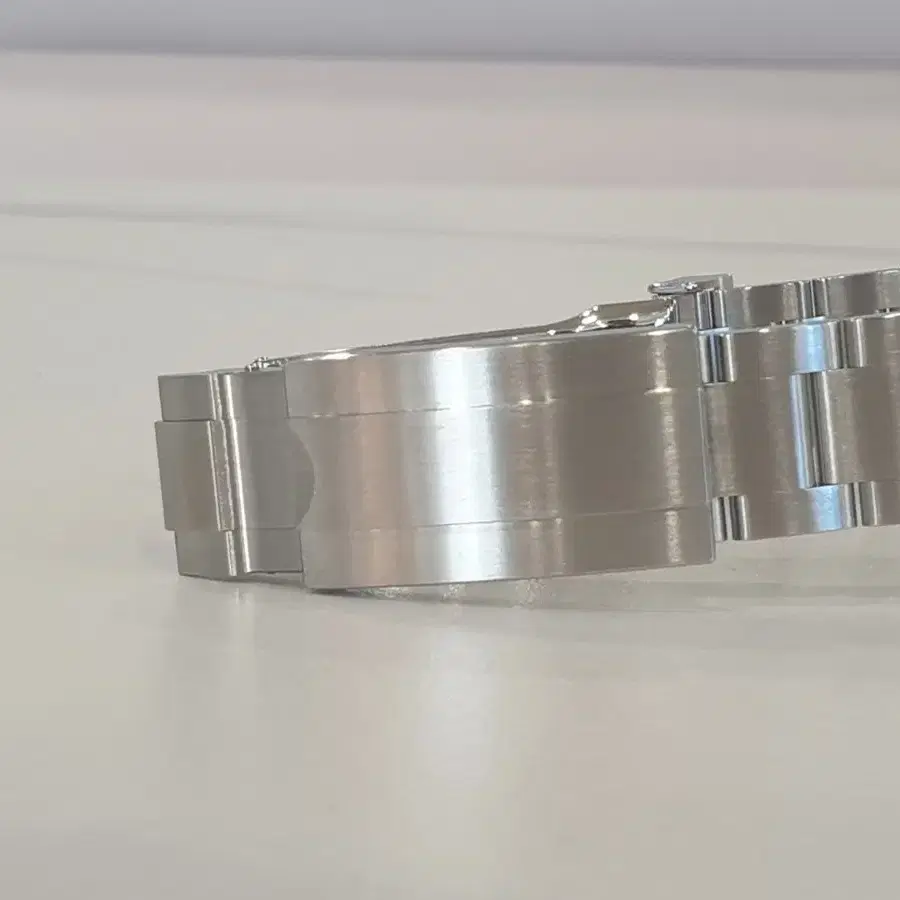 24년12월)로렉스 서브마리너 스타벅스 126610 헐크 41mm