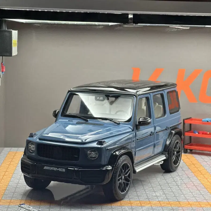 1:18 미챔 G63 마그마에디션