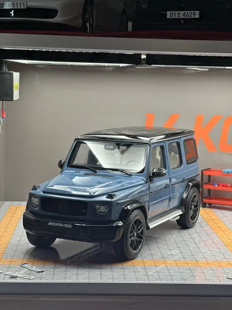 1:18 미챔 G63 마그마에디션