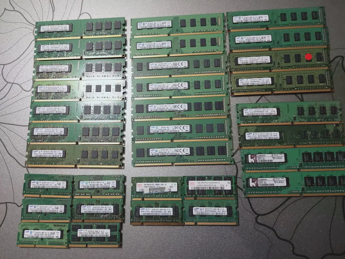 DDR3 DDR2 4G 2G 램 메모리