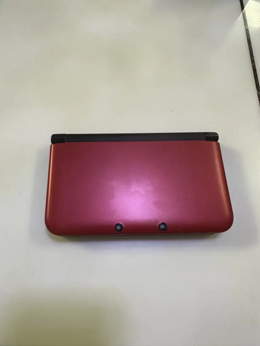 닌텐도 3DS XL 레드 & 포켓몬스터 화이트 DS칩 & 닌텐도 충전기