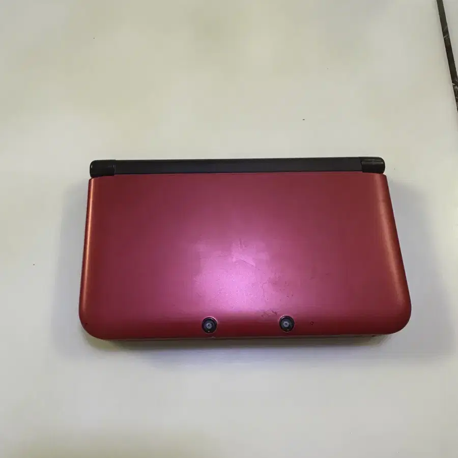 닌텐도 3DS XL 레드 & 포켓몬스터 화이트 DS칩 & 닌텐도 충전기