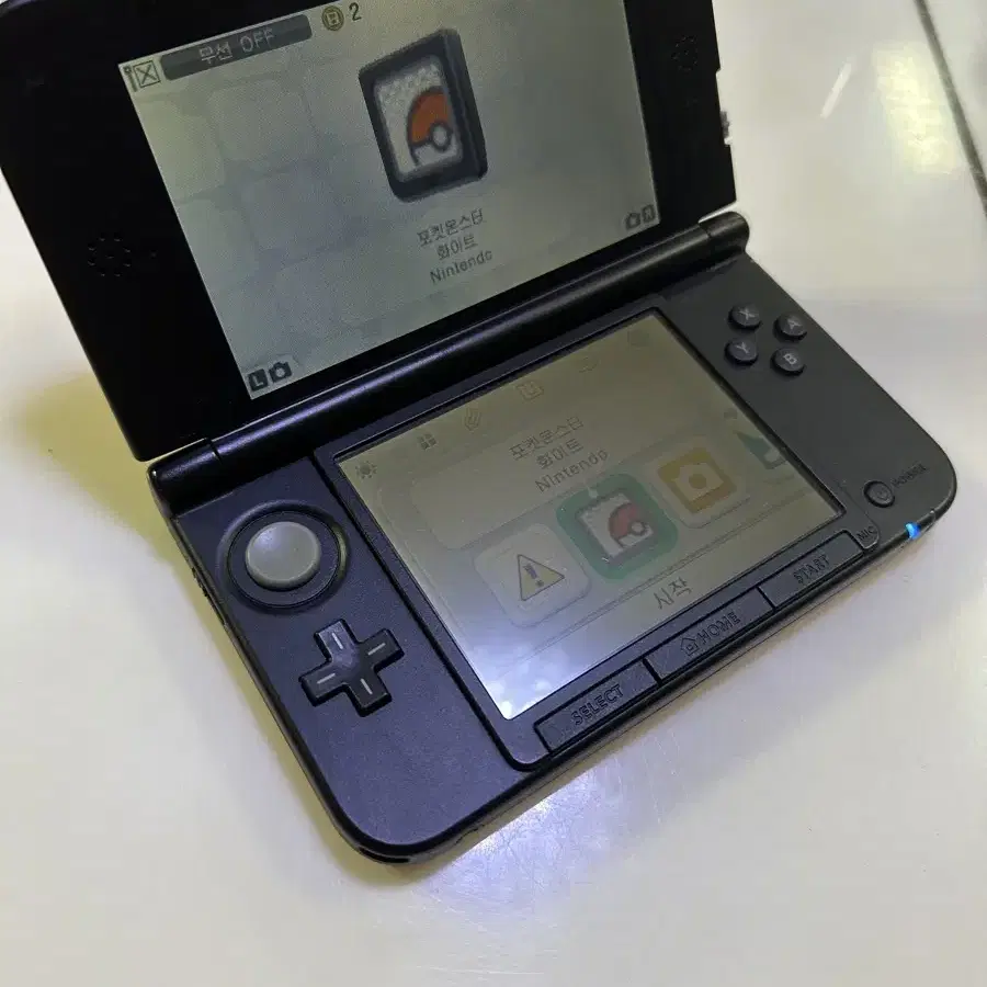 닌텐도 3DS XL 레드 & 포켓몬스터 화이트 DS칩 & 닌텐도 충전기