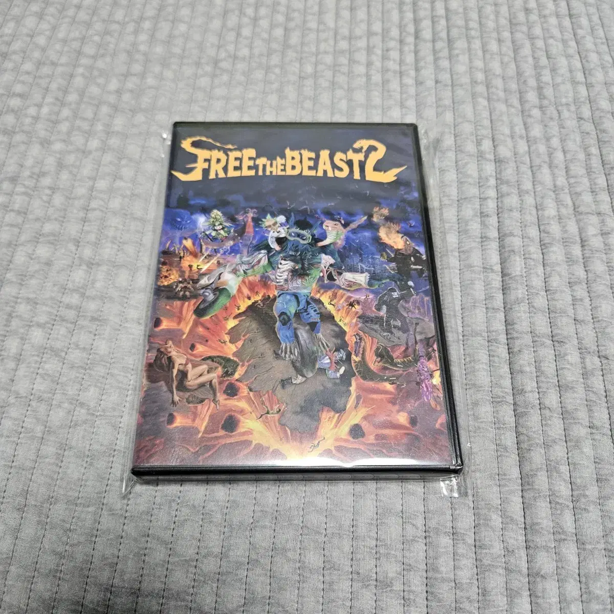 비프리 free the beast 2 개봉반 판매합니다.