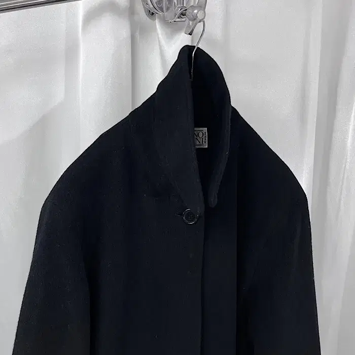 LUCIANO SOPRANI wool coat