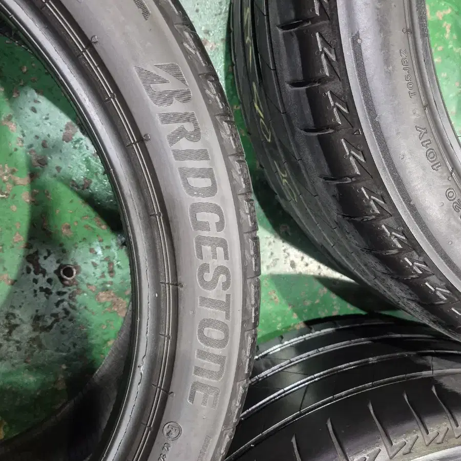 255/40R20 브리지스톤 벤츠S w223