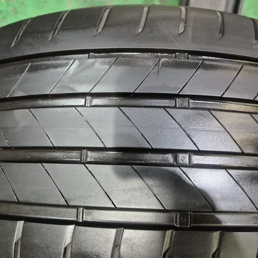 255/40R20 브리지스톤 벤츠S w223