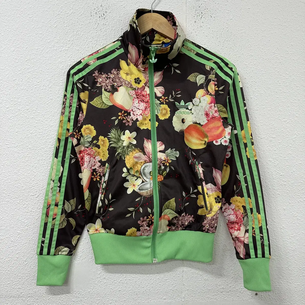 [85] Adidas Jardim Flower limited edition Firebird Tracktop Jersey 0995