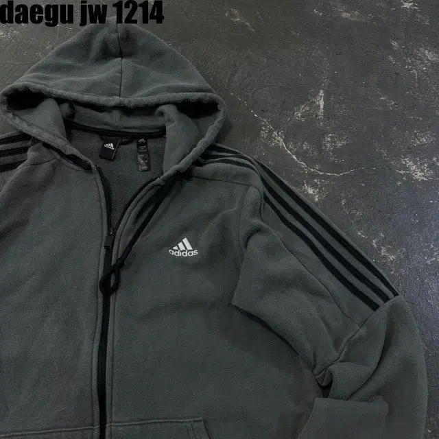 XL ADIDAS ZIPUP 아디다스 집업