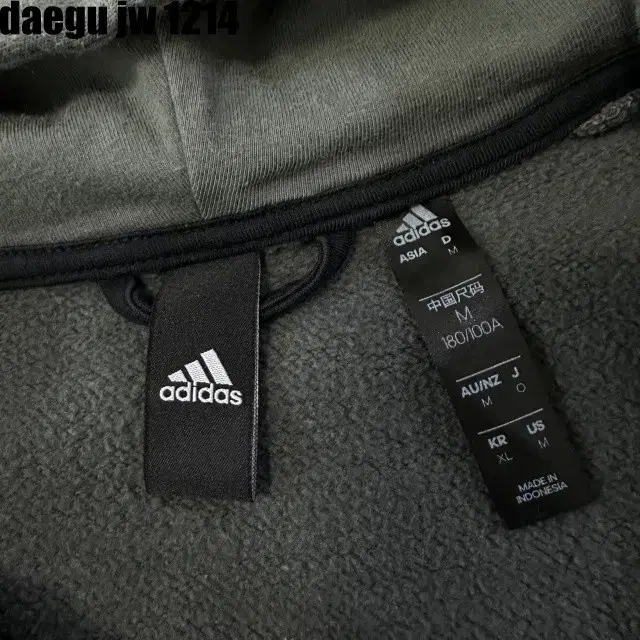 XL ADIDAS ZIPUP 아디다스 집업