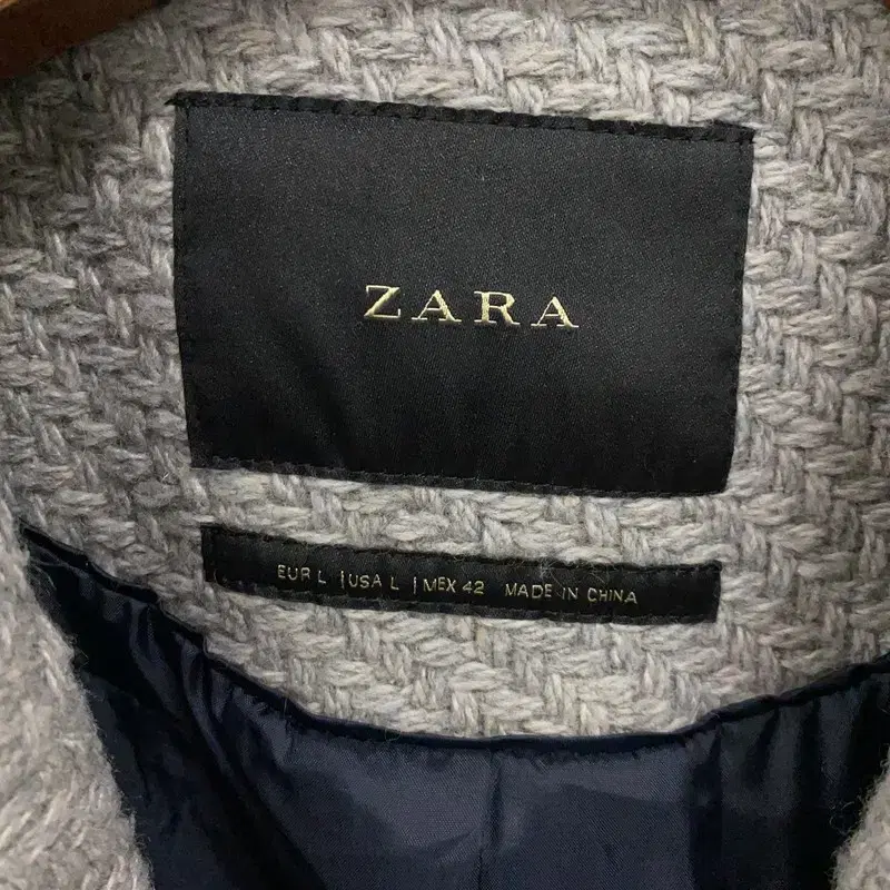 자라 ZARA 캐쥬얼 쓰리버튼 코트 105 K06552