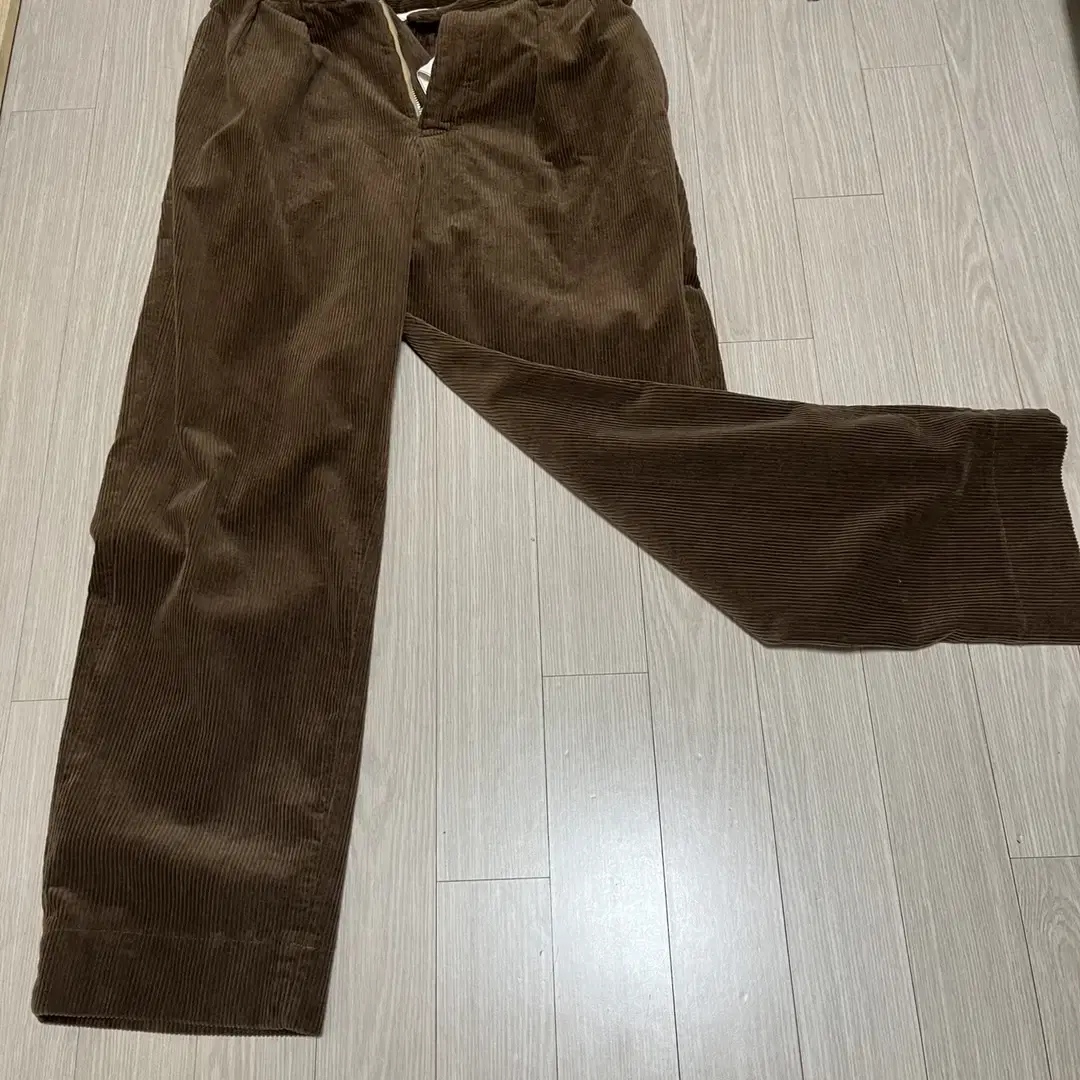 12.5 oz 8 Wale Corduroy Trousers - Brown