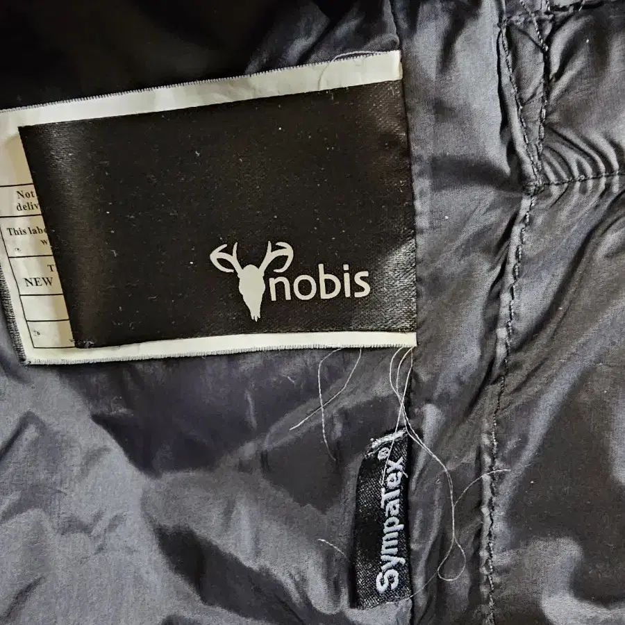 Nobis 노비스 야테시 패딩