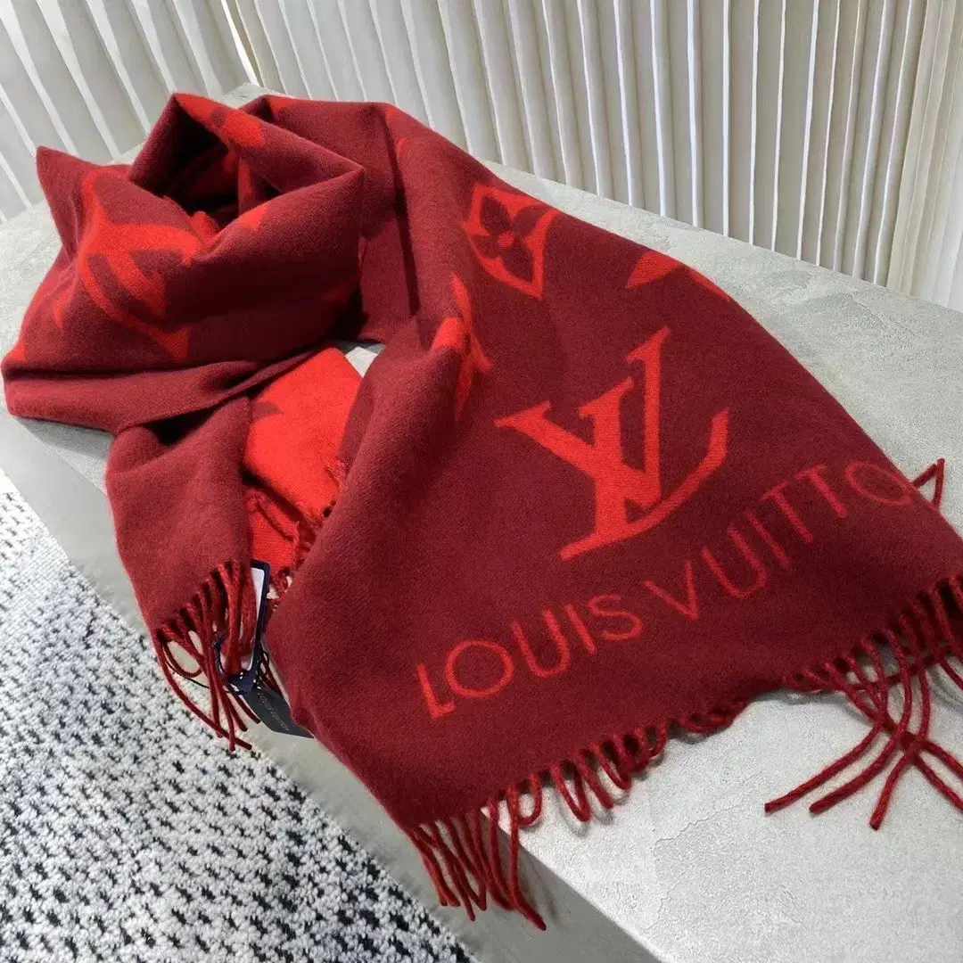 Louis Vuitton루이 뷔 통 스카프