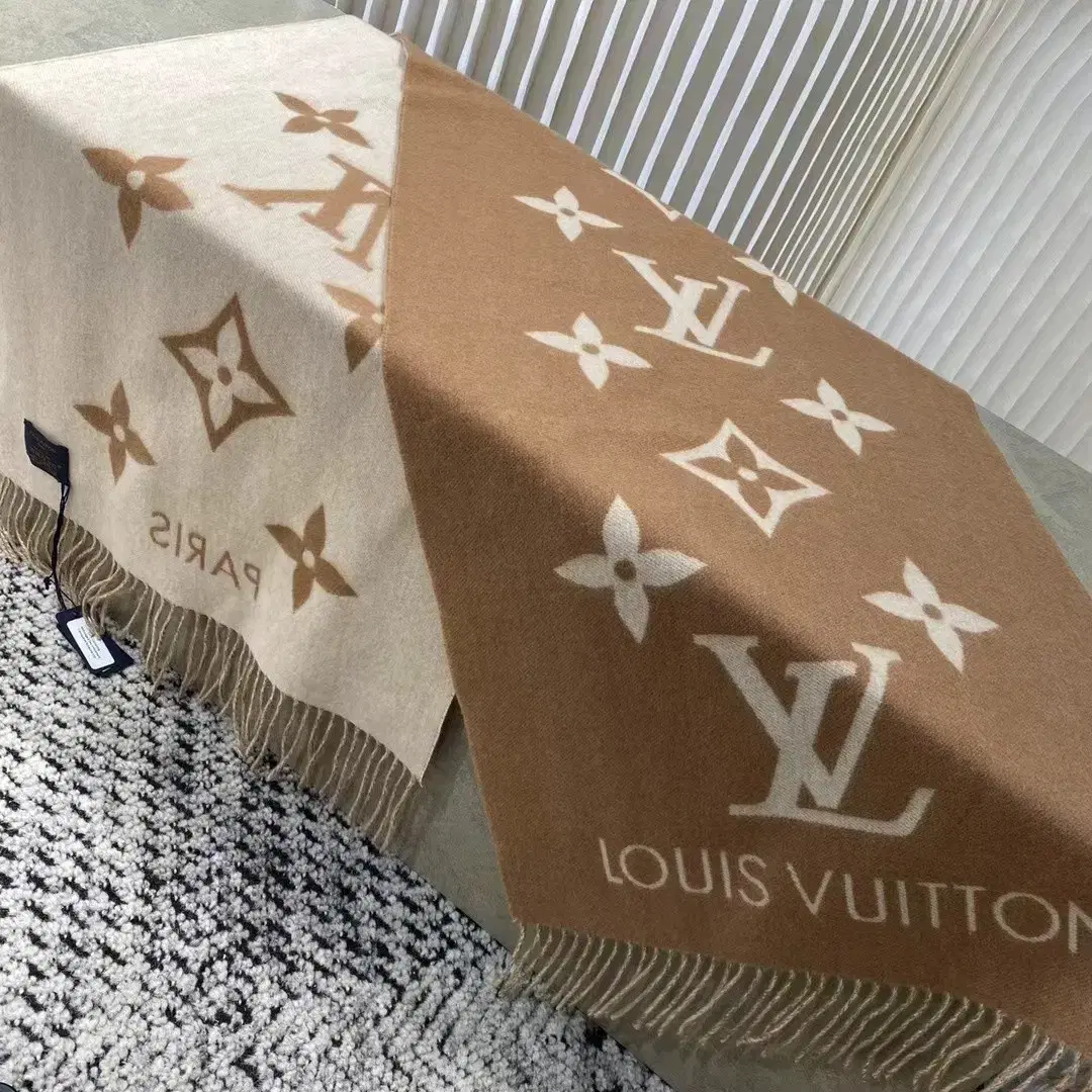 Louis Vuitton루이 뷔 통 스카프 정품