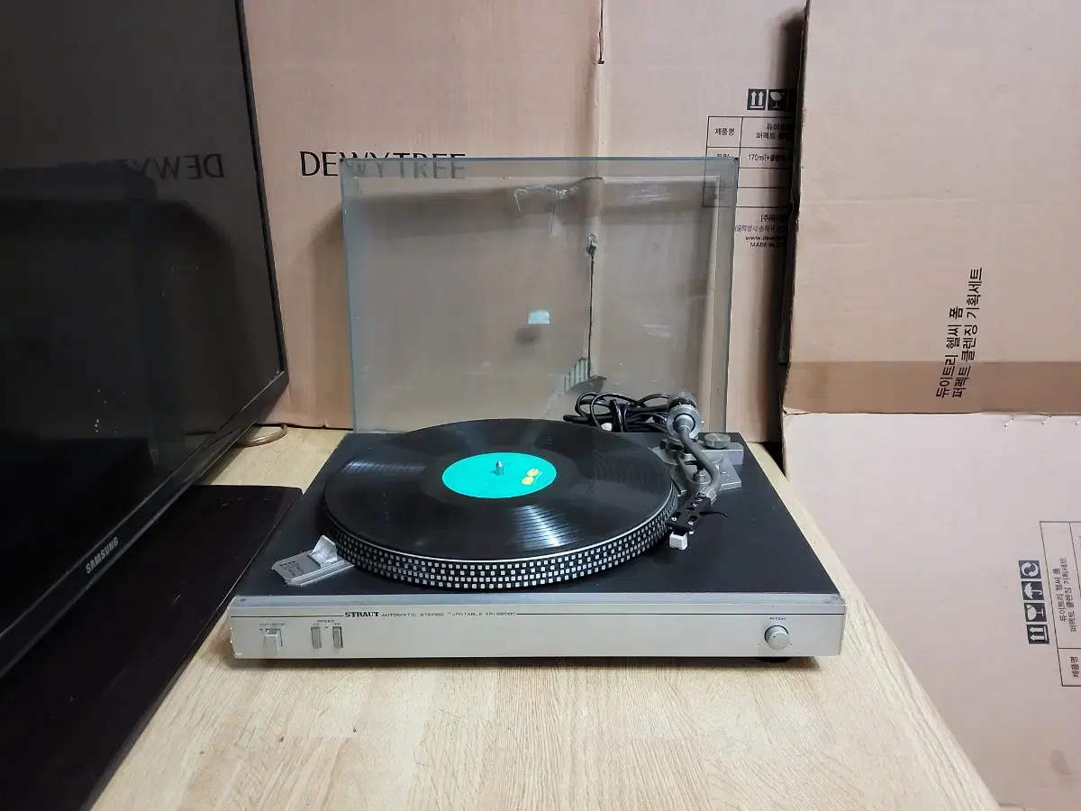 스트라우트 LP 턴테이블 KP 9200C