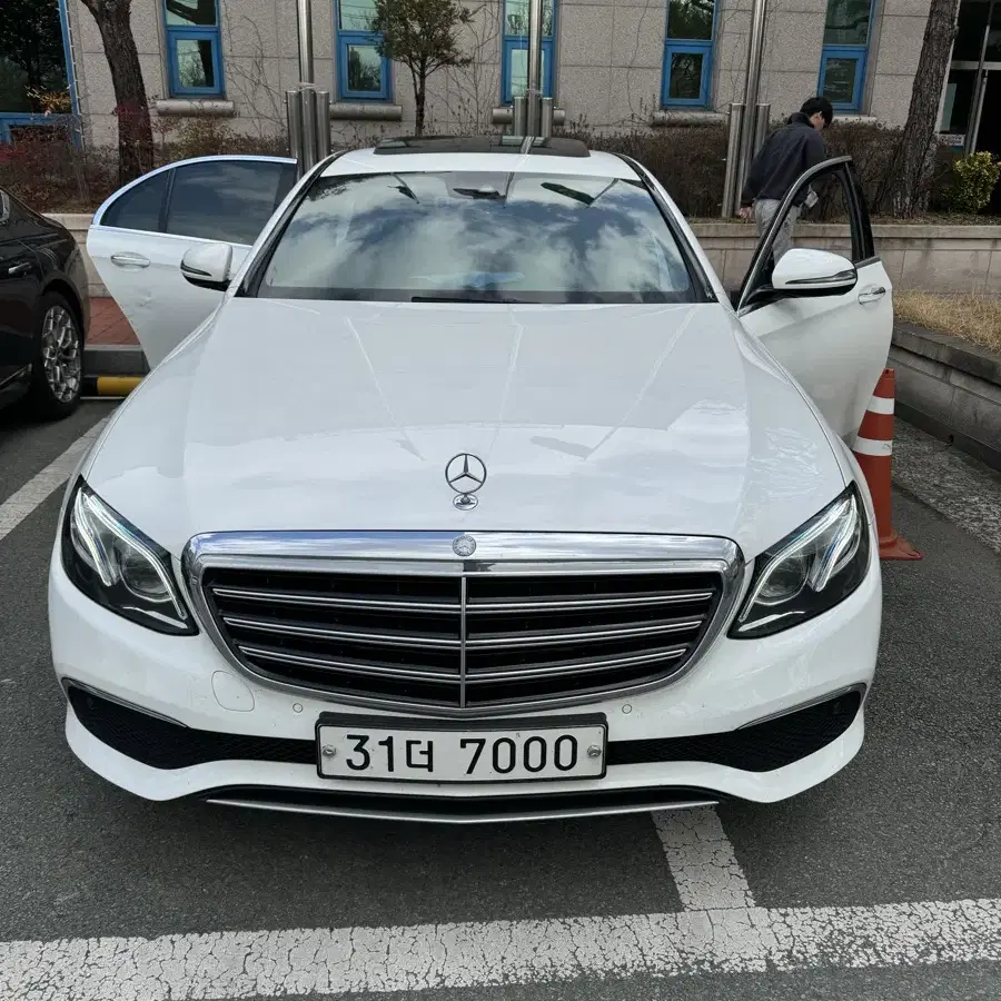 벤츠 W213 e220d