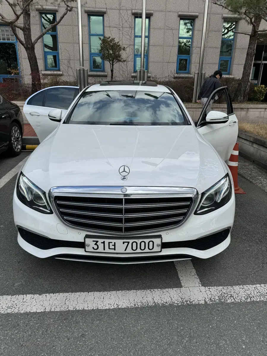 벤츠 W213 e220d