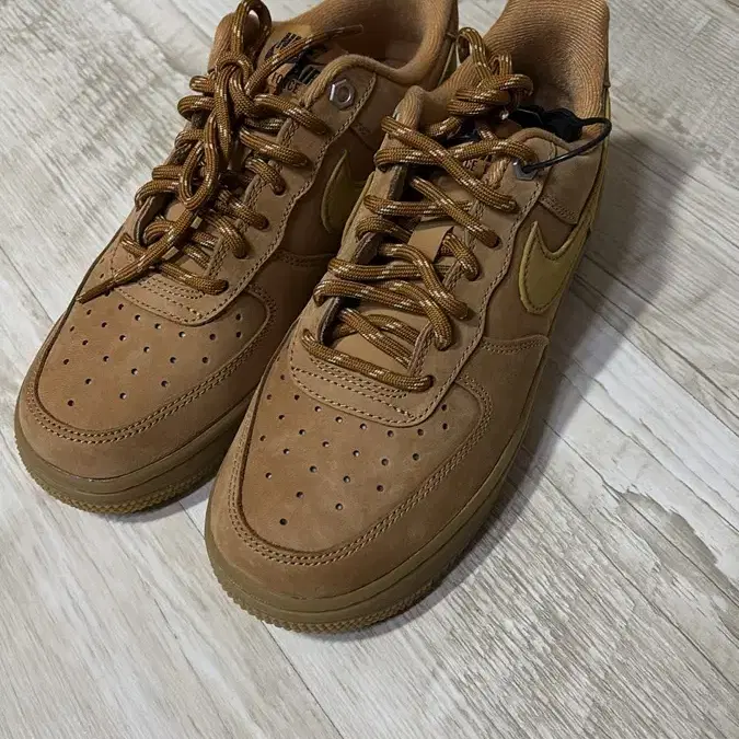 나이키 된장포스 Nike Air Force 1 '07 WB Flax 위트