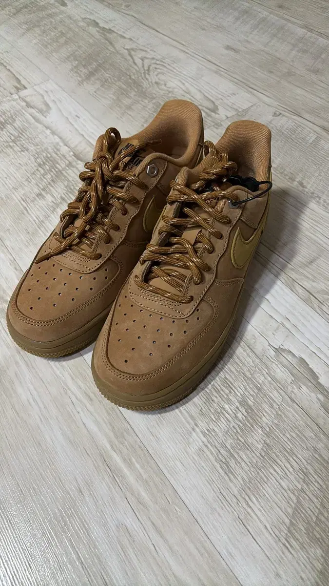 나이키 된장포스 Nike Air Force 1 '07 WB Flax 위트